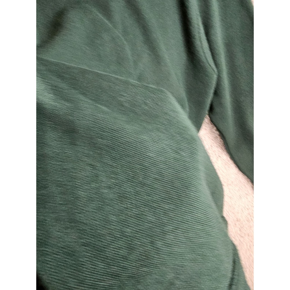 Vintage Izod Green V Neck Knit Preppy Sweater Men's Small Made USA Grandpacore - Picture 11 of 12